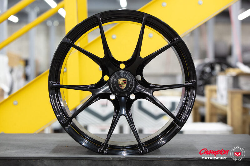 Vossen X Champion RS74 21X12 / ET61 / Gloss Black Wheel / Centerlock / 911 Turbo 992 - Rear