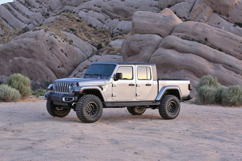 Fabtech 3" SPORT SYSTEM W/ STEALTH 2020-22 JEEP JT 4WD GAS