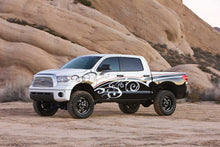 Load image into Gallery viewer, Fabtech 6&quot; PERF SYS W/DLSS 2.5 C/Os &amp; RR DLSS 07-15 TOYOTA TUNDRA 2/4WD