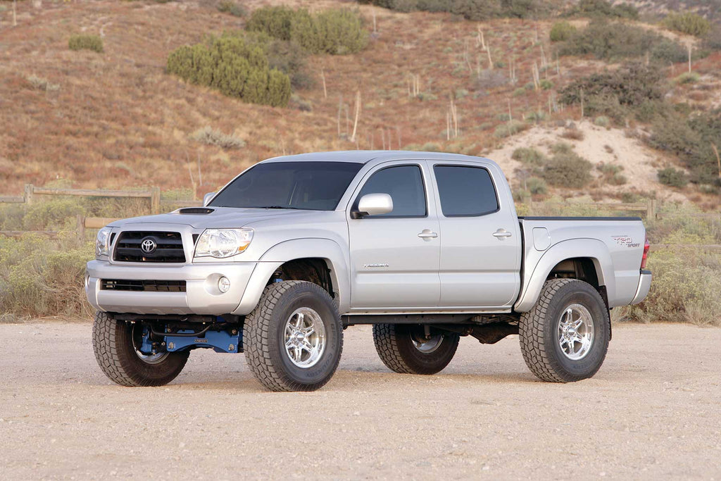 Fabtech 6" PERF SYS W/DLSS 2.5 C/Os & RR DLSS 05-14 TOYOTA TACOMA 4WD/2WD 6 LUG MODELS